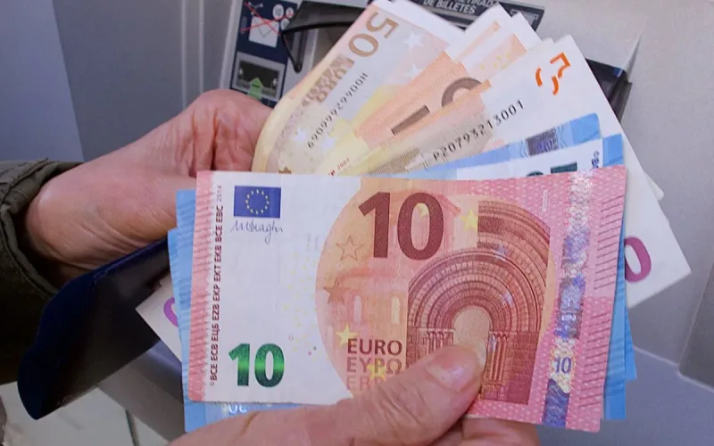 The dirham falls for a fourth consecutive week: €1,000 now fetches 169 more dirhams