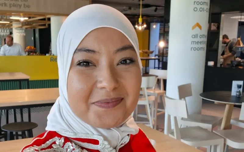 Dutch-Moroccan Woman Learns She Is Gifted at 27 After Being Told She Wasn’t Suited for Academic Studies