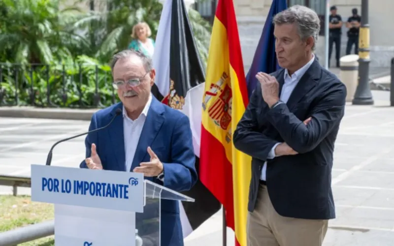 Feijóo demands tougher response to Morocco after naval incidents off Ceuta