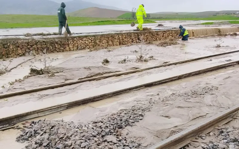 Floods in Morocco: rails submerged, thousands of passengers blocked
