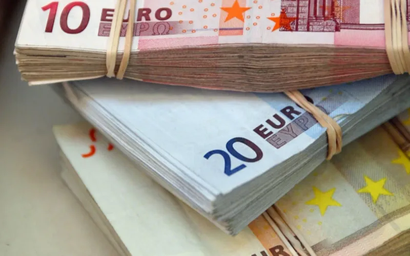 France Morocco Remittances 2025 Record 3.3 Billion Euros