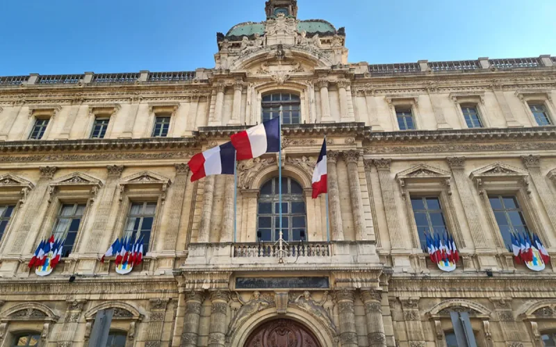 France’s top court orders work permit for Moroccan man left without pay despite winning residency case