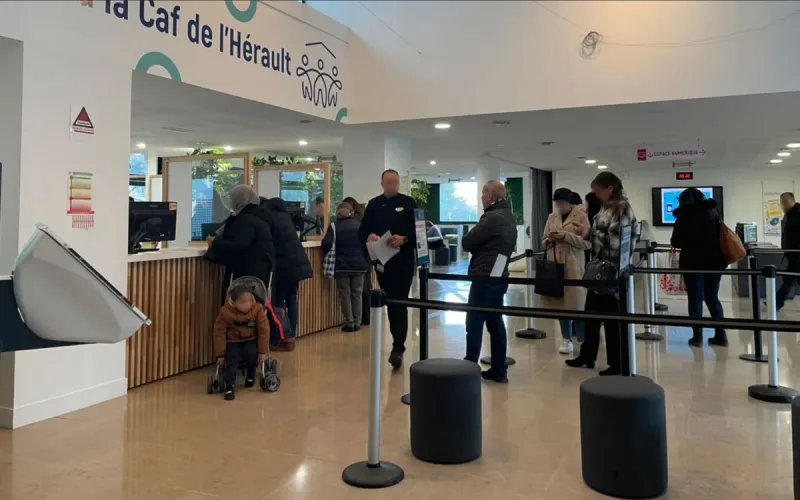French Court Cancels CAF’s Seizure of Moroccan Mother’s Benefits