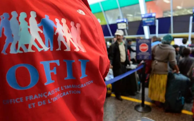 French NGOs Challenge Government's Freeze on Family Reunification Visas