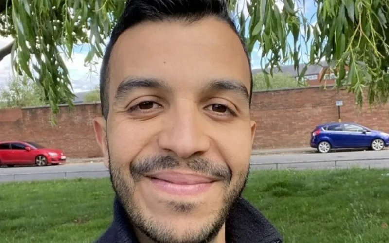 He left Morocco without a student loan and turned his sacrifices into €138,000