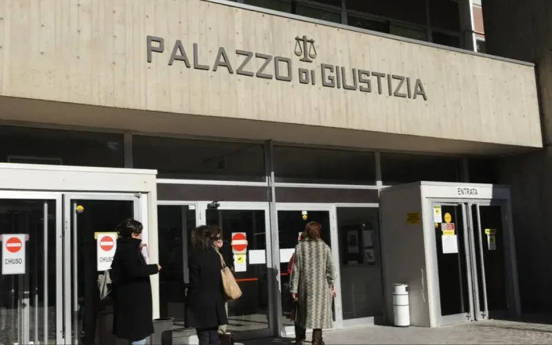 Italian Woman Accused of Extorting Nearly €60,000 from Husband Who Believed He Was His Daughter’s Father