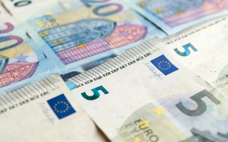 Moroccan Dirham Falls Against Euro as Exchange Rates Shift