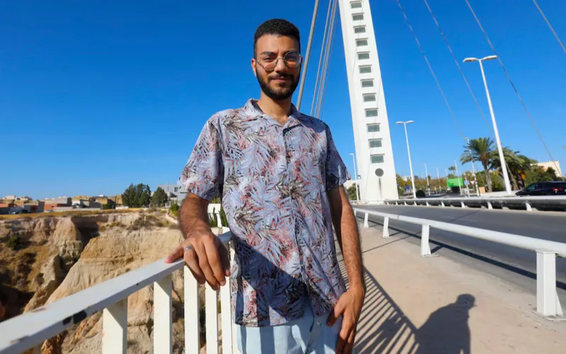 Moroccan Student's Midnight Heroism Thwarts Bridge Suicide