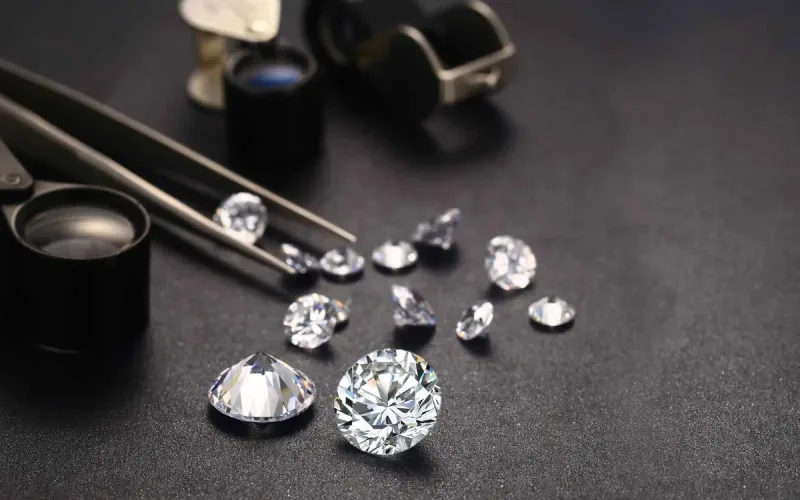 A Moroccan woman enters the global diamond elite