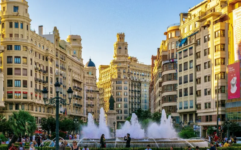 Moroccans top foreign homebuyers in Spain, but pay the lowest prices