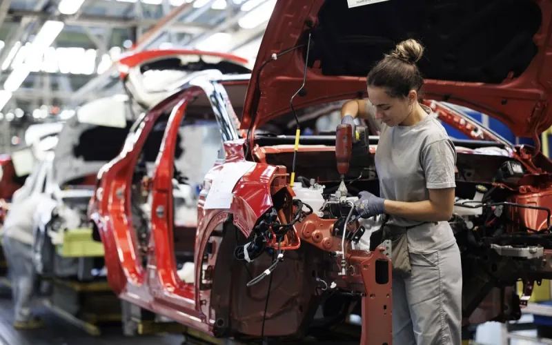 Renault Spain Morocco relocation threat automotive jobs