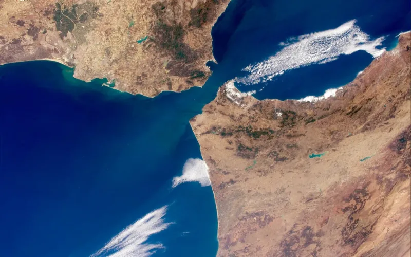 Retired Spanish Colonel Calls for Gibraltar Strait Toll to Benefit Ceuta and Melilla