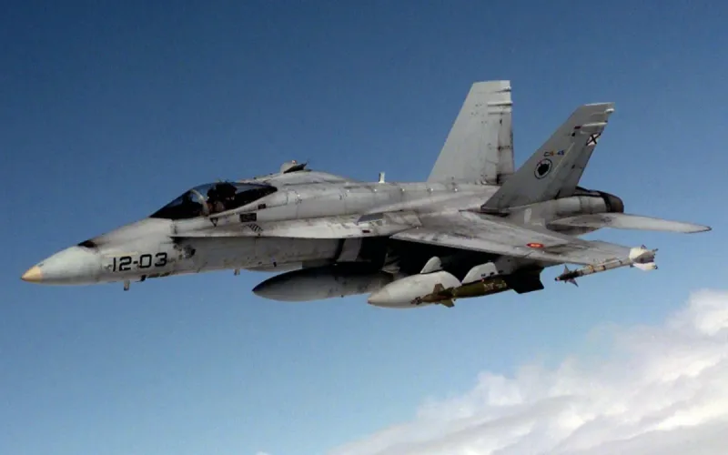 Six F-18 ready to take off within fifteen minutes: Spain monitors the skies in the face of Morocco