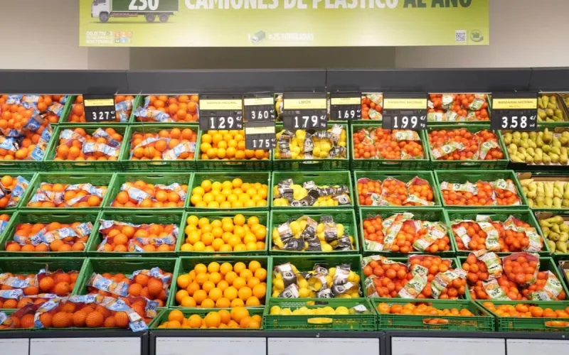 Spain Buys More Fruit and Vegetables from France, but Moroccan Imports Are Worth Nearly Eight Times More per Kilo