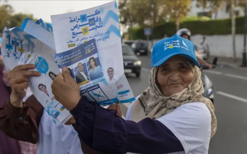 Today one party, tomorrow another: in Rabat, campaign workers are paid up to 200 dirhams per procession