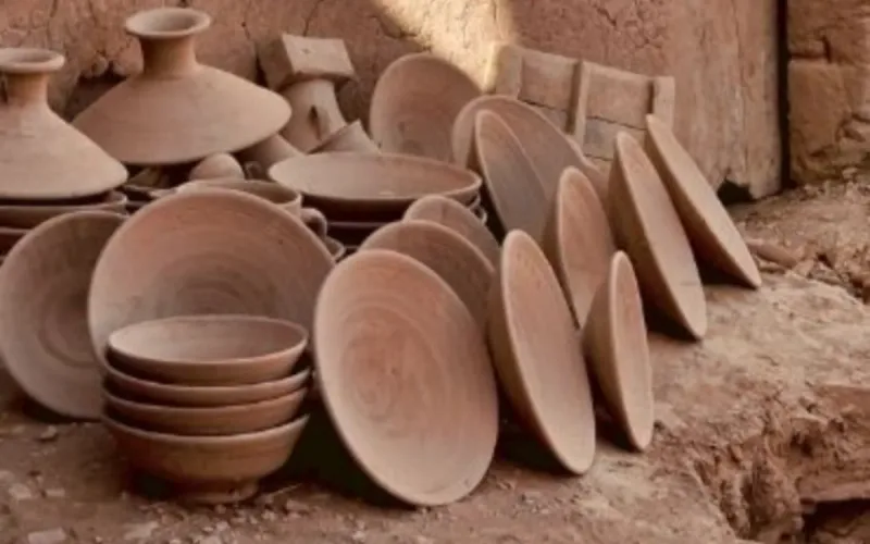 Without Their Black Coating, Moroccan Pottery Remains in Workshops