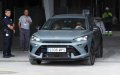 Lamine Yamal earns millions, his father drives a Golf for 1000 euros