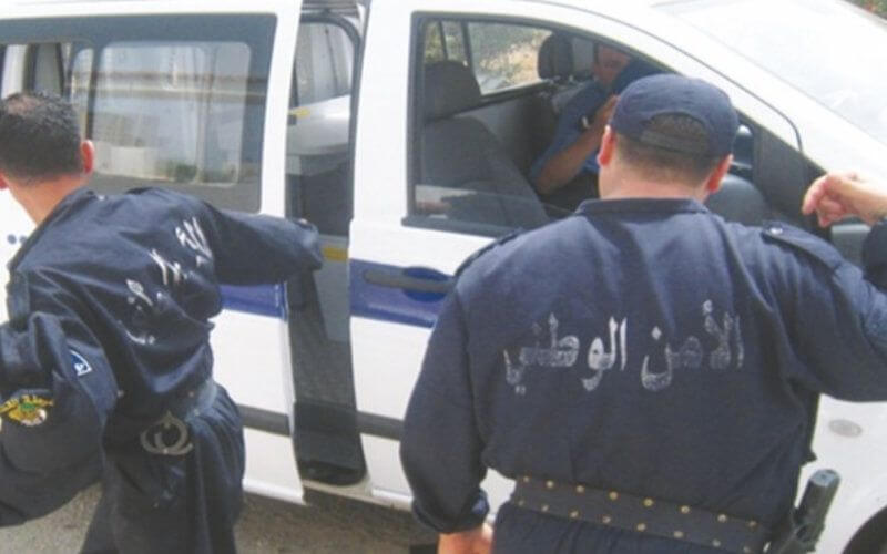 Algerian Police Hunt 7 Moroccans in Illegal Immigration Network Bust