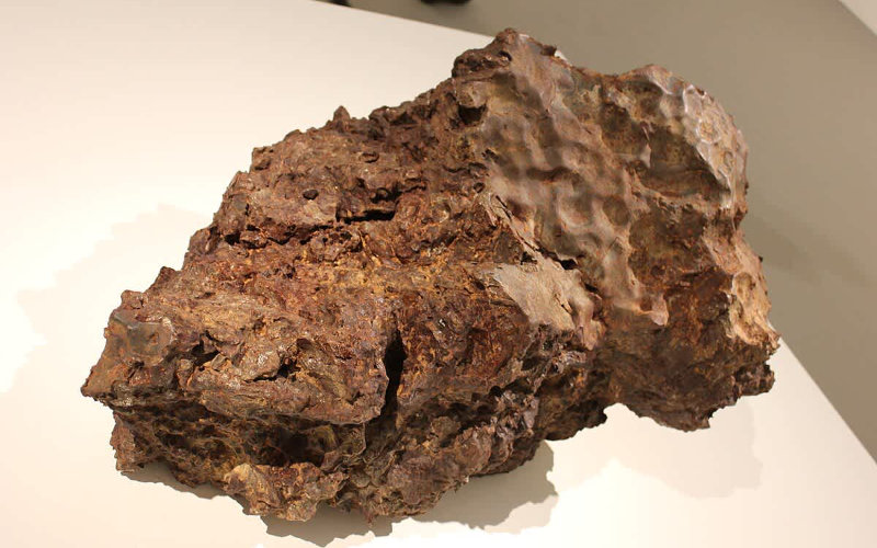 Ancient Space Rock Rewrites Solar System's Origin Story