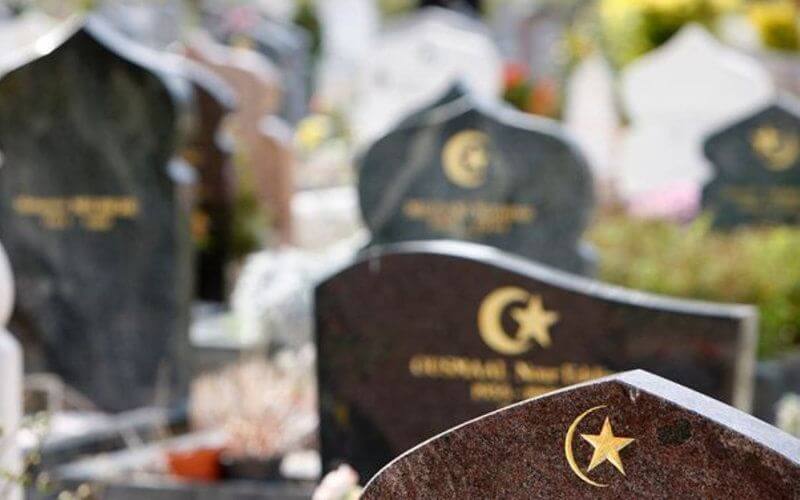 Belgian Muslim Leaders Issue Guidance on COVID-19 Burial Practices