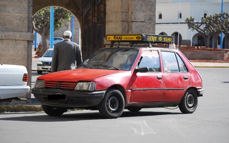 Casablanca Taxi Drivers Demand COVID-19 Testing After Unknowingly Transporting Infected Patient