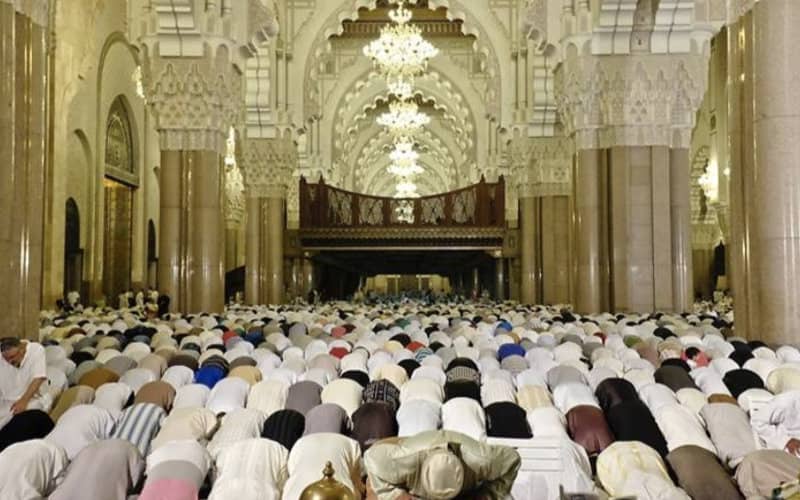 Morocco Reopens 10,000 Mosques for Friday Prayers with 15-Minute Sermon Limit