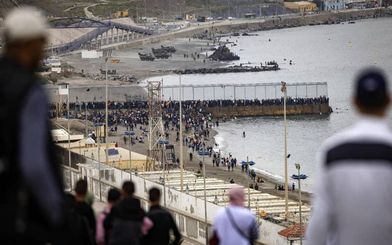 Vox Leader Urges EU Action on Morocco Border Amid Ceuta Migration Surge