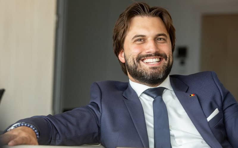 Belgian Political Leader Accused of Promoting Islamophobia and Supporting Far-Right Figure