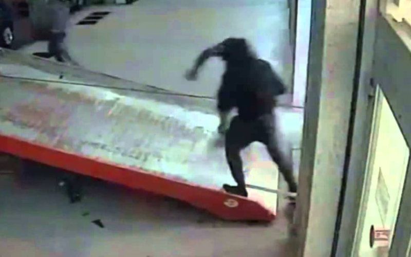 Bank Robbery Suspect Arrested in Fez After Computer and Document Theft