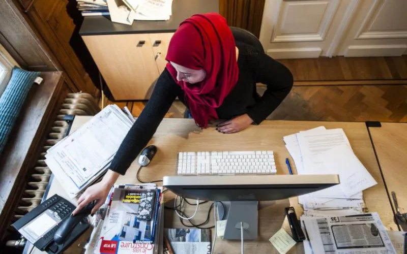 Belgium's Public Service Minister Faces Backlash Over Headscarf Inquiry