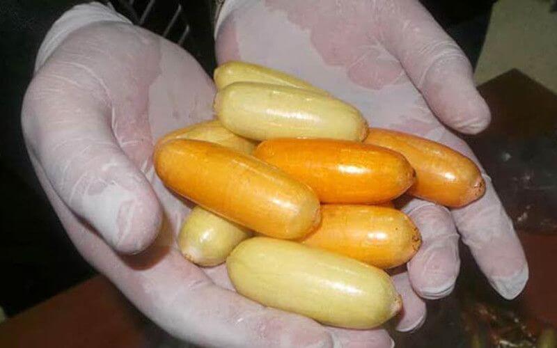 Brazilian Smuggler Caught with Nearly 1 kg of Cocaine in Intestines at Casablanca Airport