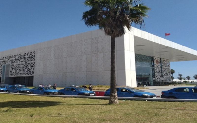 Chaos at Morocco's Largest Train Station: Taxi Drivers Disrupt Rabat Agdal