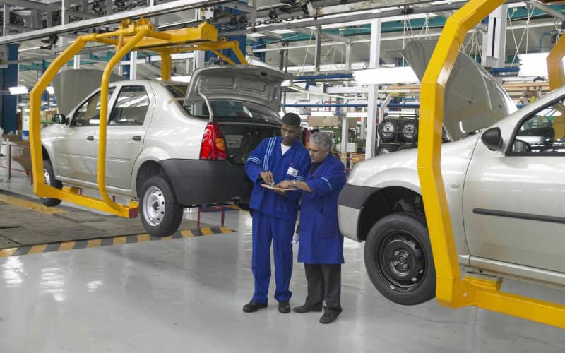 Chip Shortage Forces Renault to Halt Production at Multiple European Plants