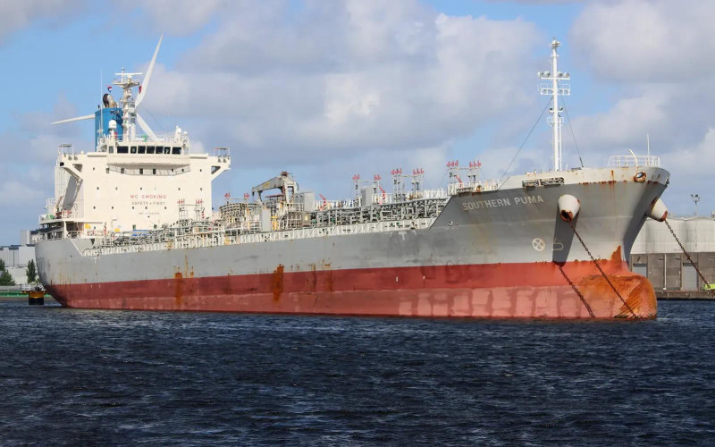 Collision between two tankers in the strait, near Moroccan waters