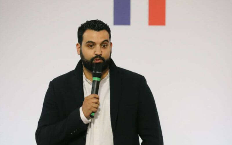 Comedian Yassine Belattar Challenges Moroccan King's Views in Heated French TV Debate
