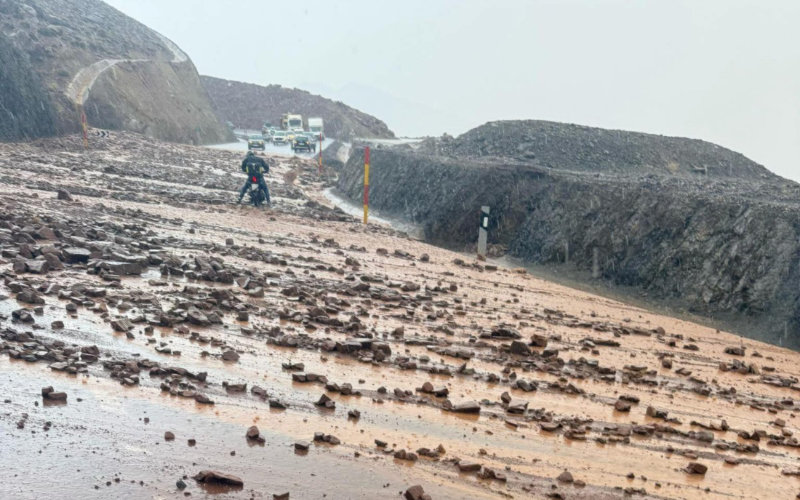 Dangerous Landslides Paralyze Vital Marrakech-Ouarzazate Road, Renewing Calls for Tichka Tunnel Project