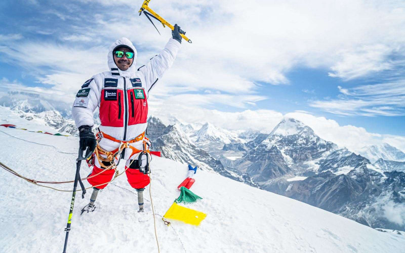 Double Amputee Veteran Conquers Everest in Historic Climb