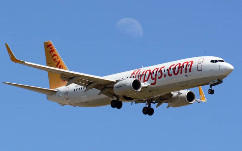 Drunken Brawl Forces Emergency Landing in Barcelona; 11 Passengers Attempt Escape