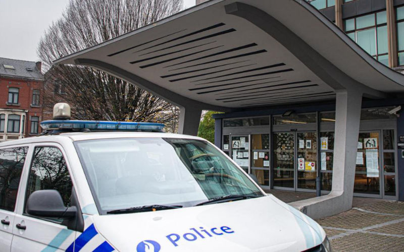 Encrypted App Dealer Busted: Luxury Lifestyle Leads to Third Drug Conviction