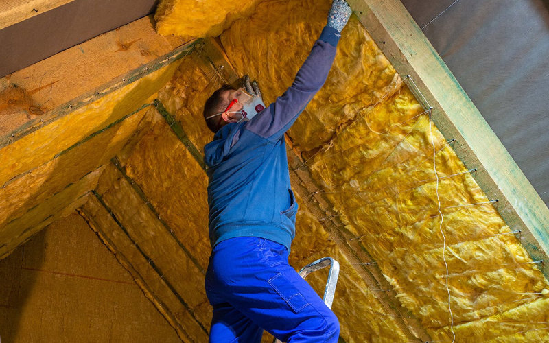 Energy Renovation Scam Exposed: Millions Swindled in French Housing Scheme