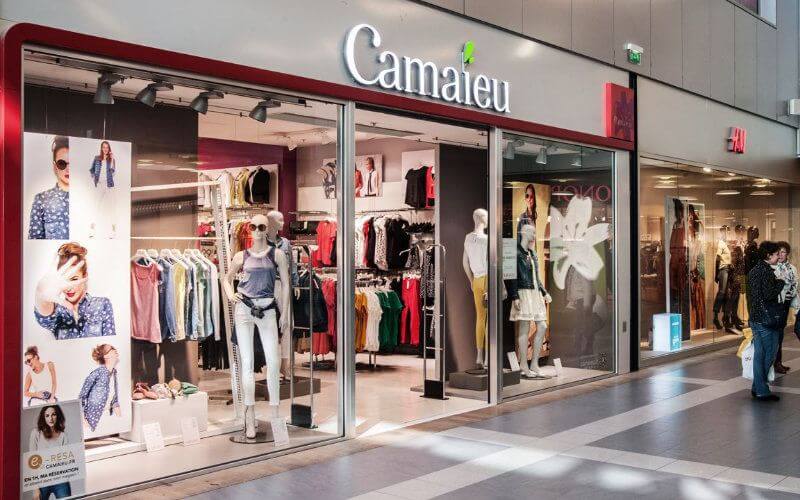 Fashion Retailer Fined €10,000 for Religious Discrimination Against Veiled Employee