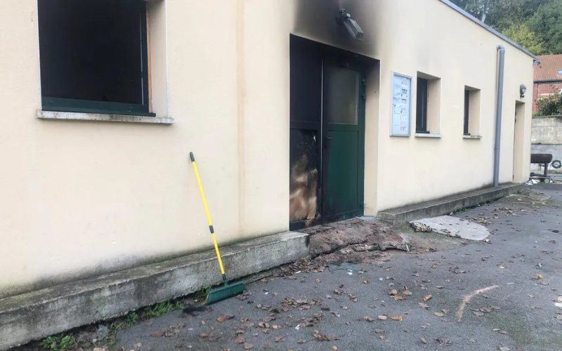 Fire Damages Amiens Mosque, Community Shaken by Suspected Arson Attack