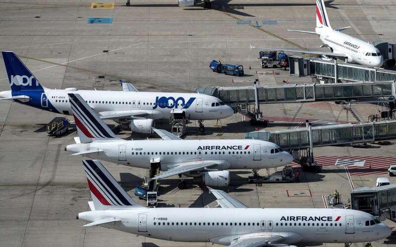 French Airlines Exempt from Social Distancing Rules, Transport Secretary Announces