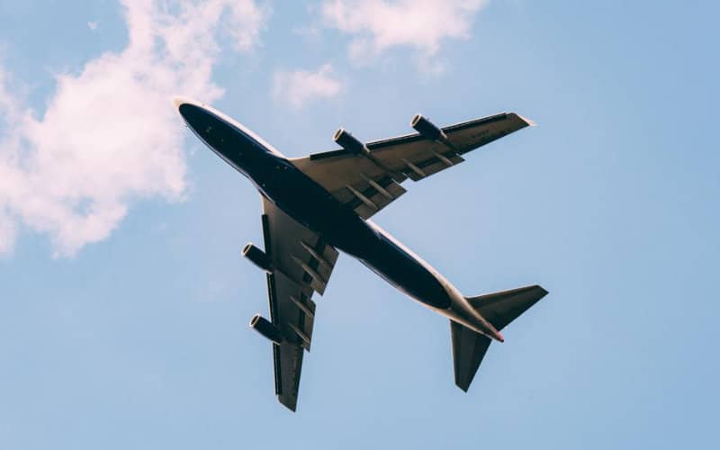 French Nationals Stranded in Morocco as Air Links Suspended, Criticize Consular Response