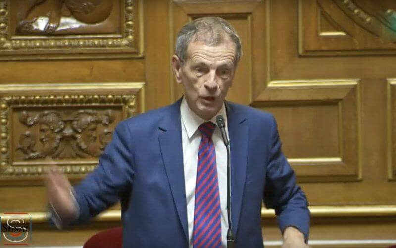 French Senator Sparks Outrage with Controversial Remarks on Veiled School Chaperones