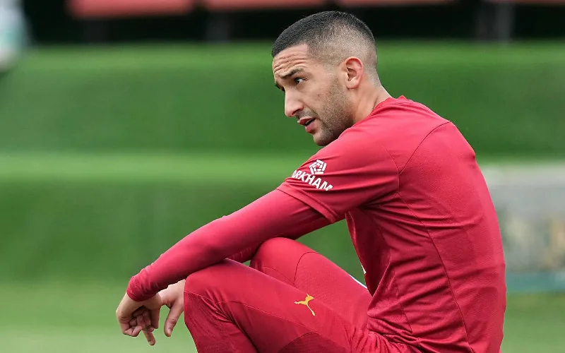 Hakim Ziyech's Uncertain Future: Former Chelsea Star Trains with Musician as Transfer Rumors Swirl