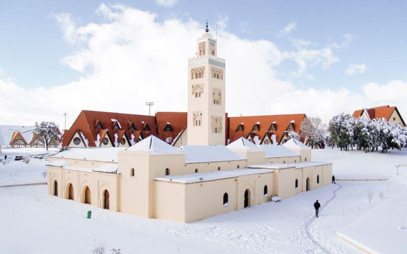 Heavy Snow and Rain Alert Issued for Multiple Moroccan Provinces