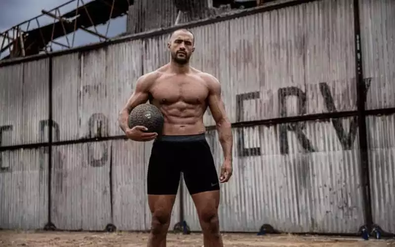 Heavyweight Titans Clash: Badr Hari vs McSweeney Set for Paris Showdown in GLORY 88 Qualifier