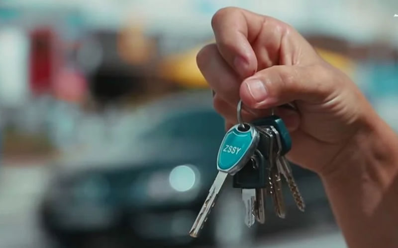 Illegal Key Holders Threaten Tourist Safety in Moroccan Coastal Cities