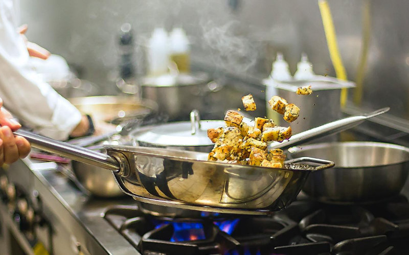 Labor Shortage Hits French Hospitality: Moroccan Workers Face Visa Hurdles